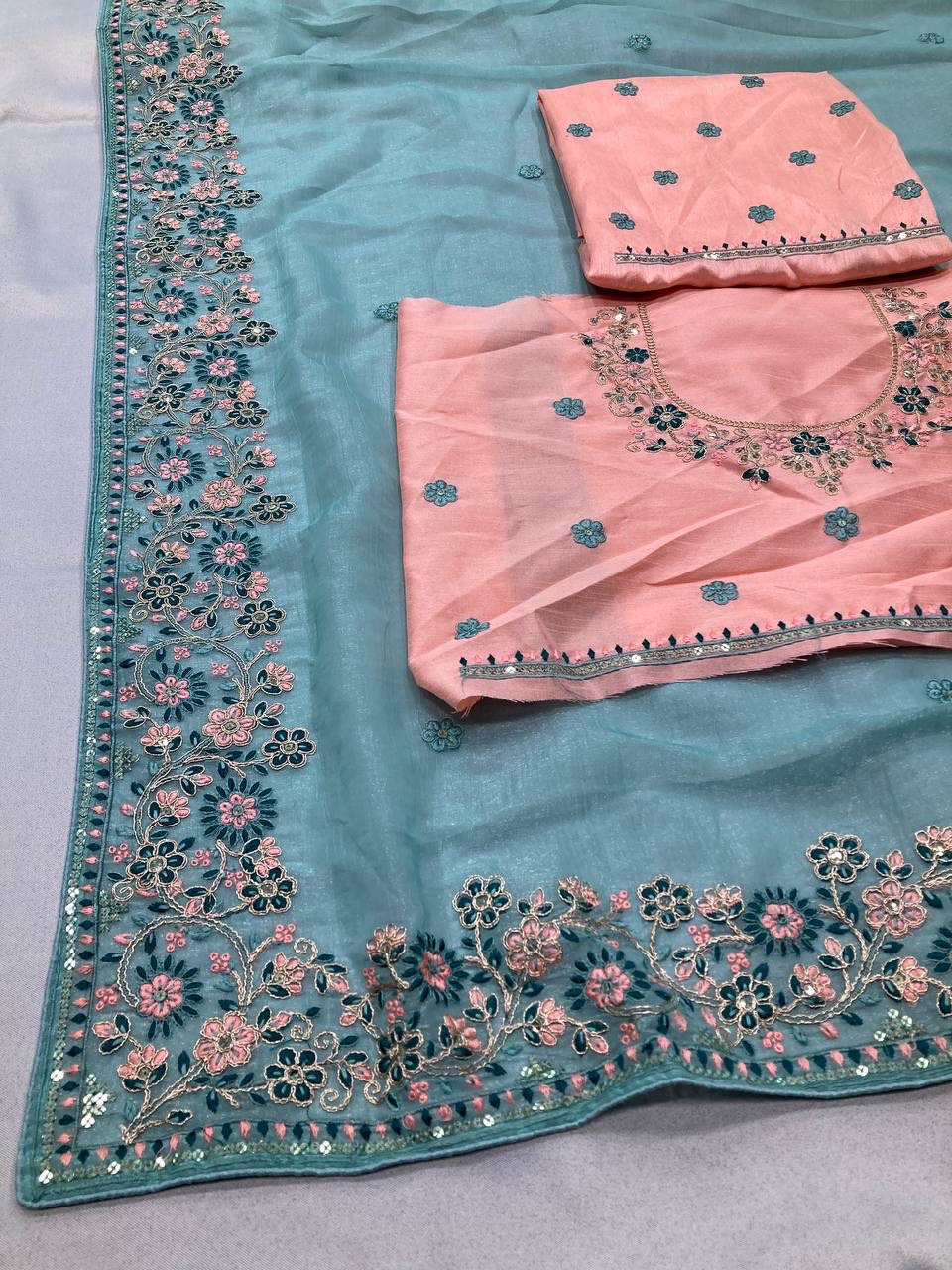 Saree Crunchy Silk - Image 6
