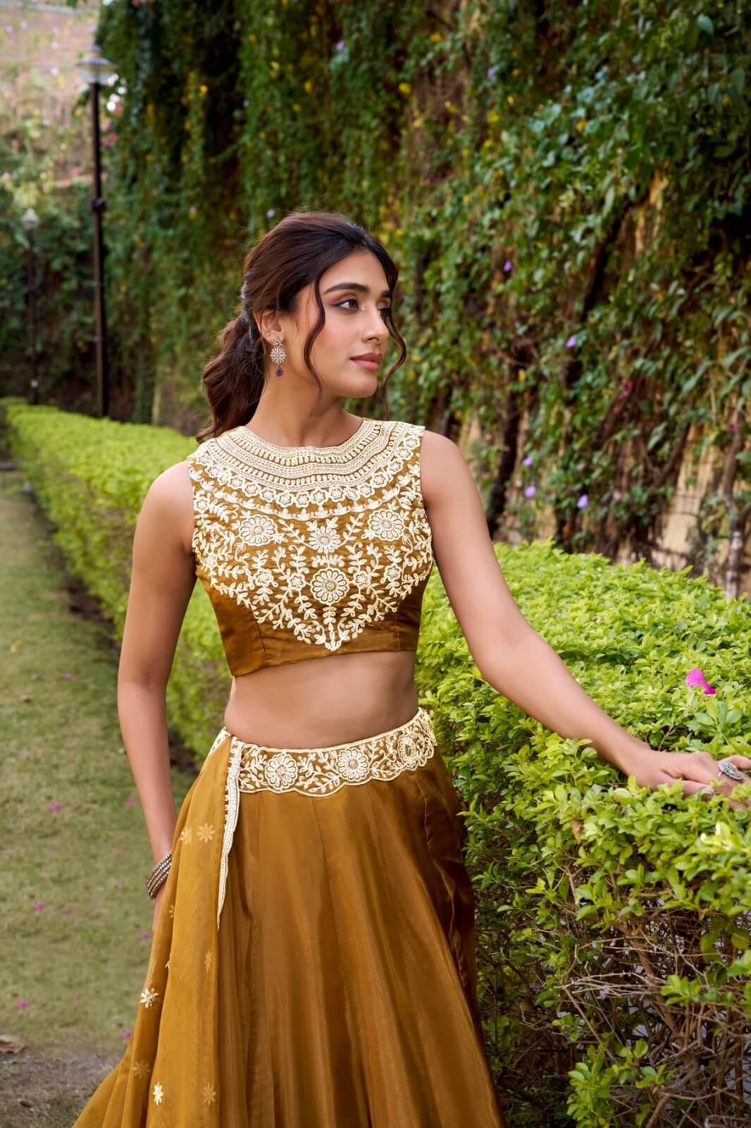 Lahenga Choli Set - Image 4