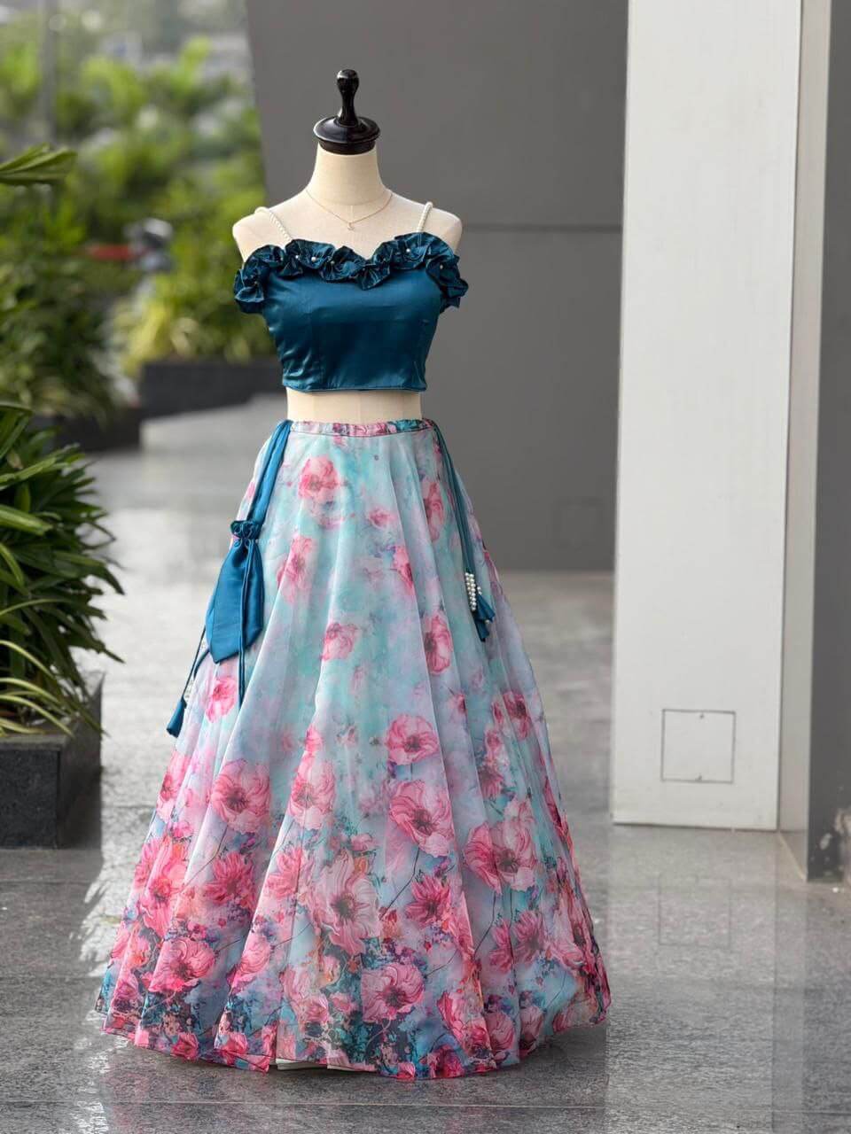 Lahenga Choli Set - Image 6