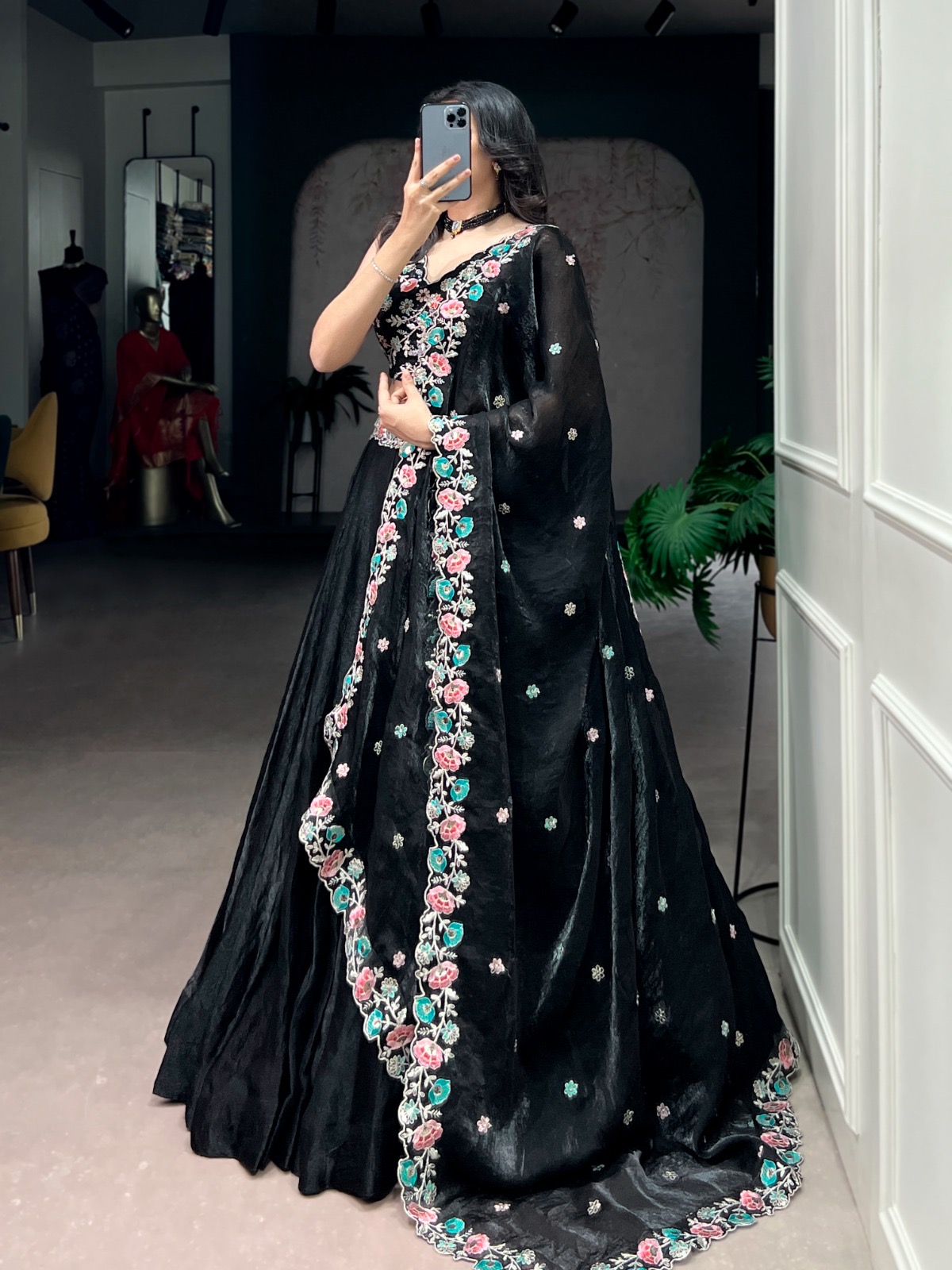 Lehenga Choli Set - Image 3
